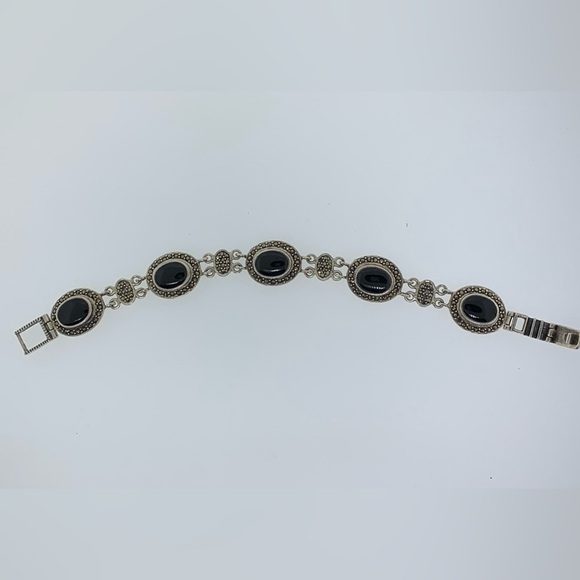 Sterling Silver Marcasite and Onyx Medallion Bracelet. - Picture 7 of 7
